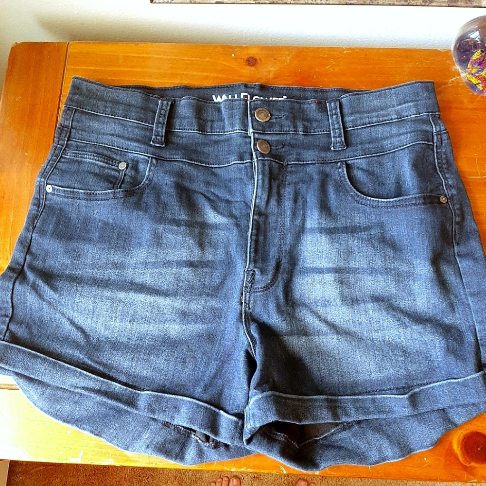 Women's High Rise Denim Shorts